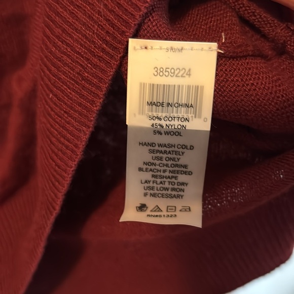 Court & Rowe Burgundy Crew Neck Voila Sweater Size Medium - Picture 5 of 7